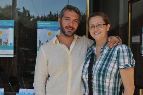 Ο ψυχολόγος Πάτροκλος Παπαδάκης με την δημοσιογράφο και αρχισυντάκτρια του περιοδικού Shape Φίλια Μητρομάρα.
